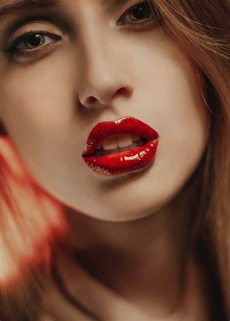 Pin By Sandra Sousanis On Pucker Up Perfect Red Lips Perfect Red
