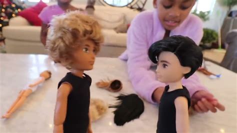 Naiah And Elli Toys Show We Turned Our Mom Into A Doll Creatable World