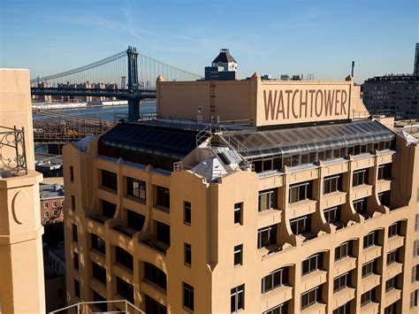 Buyers Of Watchtower Building Got 376 Million In Financing Crains