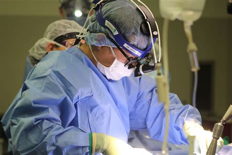 Texas Hospital Livestreams Brain Surgery On Facebook The Star