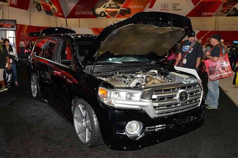Sema 2016 Toyota Rolls Out Twin Turbo Land Cruiser Auto Industry News