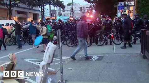 george floyd killing seattle police clear protesters from autonomous zone bbc news