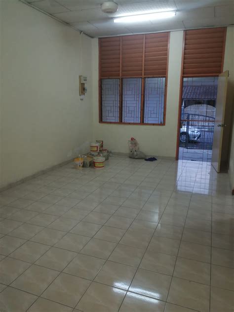 We did not find results for: TAMAN UNGKU TUN AMINAH SINGLE TERRACE FOR RENT - MyREA Sdn Bhd
