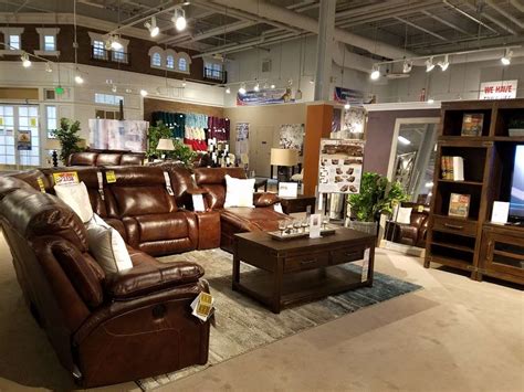 American Furniture Warehouse, 8820 American Way, Englewood, CO 80112, USA
