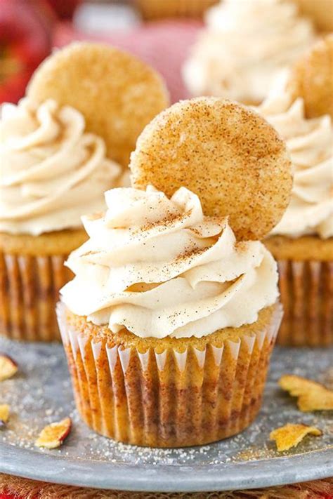Courtesy of life, love, and sugar. 40 Easy Thanksgiving Cupcakes - Cute Thanksgiving Cupcake ...