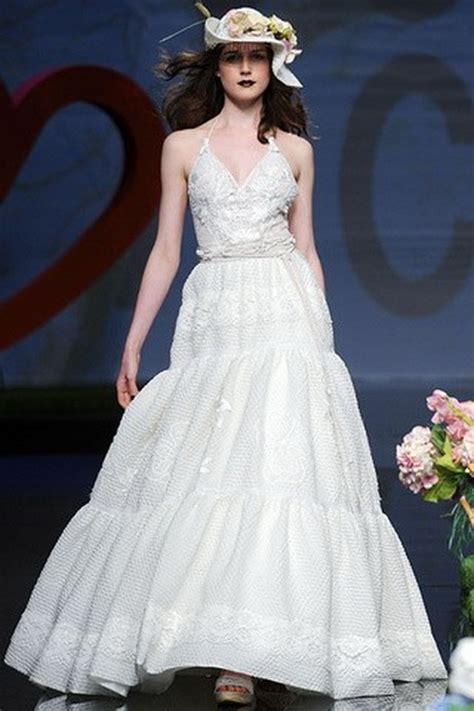 Trova gli abiti da sposa economici meno di 100€ da design semplice allo stile affascinante a milanoo. Abiti da sposa anni 70
