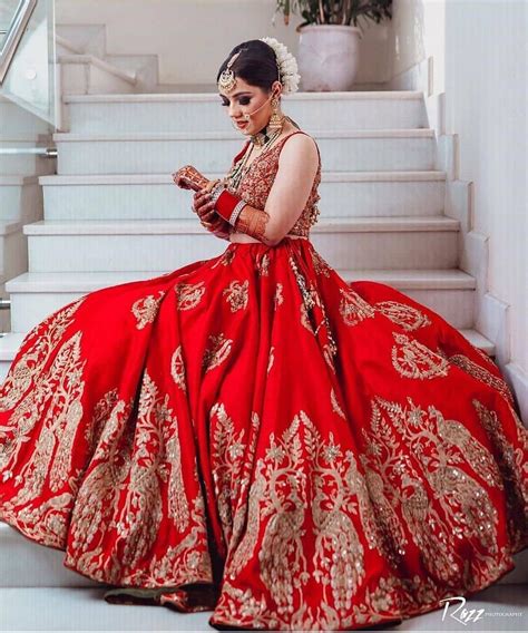 Pin By Srishti Kundra On Blushing Brides Latest Bridal Lehenga