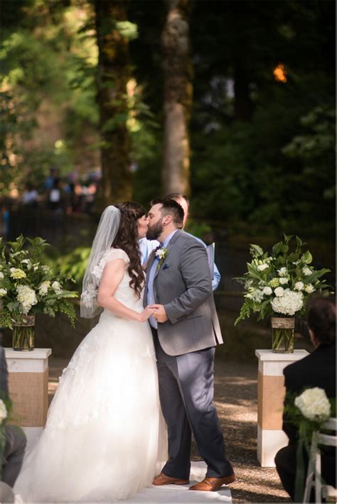 Oregon Waterfall Wedding Seattle Wedding Photographers
