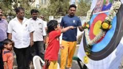 Indian Two Year Old Sets National Archery Record BBC News