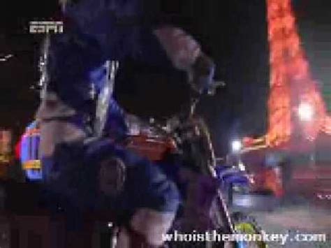 Robbie maddison's world record jump on espn. Amazing motorcyclist Robbie Madison's building jump in Las ...