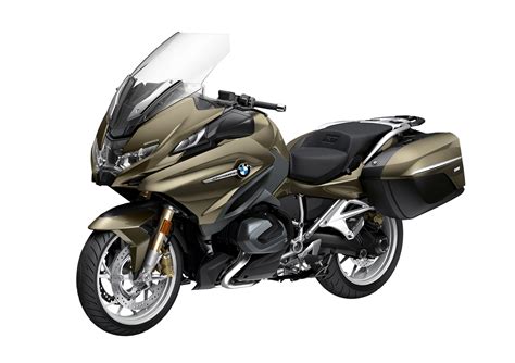 The benchmark among dynamic tourers is even more sophisticated and innovative for maximum motorcycle enjoyment on extended journeys. Nieuw gezicht en flink aantal updates voor 2021 BMW ...
