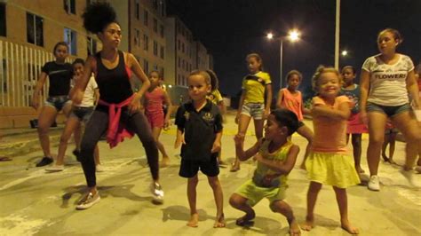 Niños Bailando Champeta Con Dancehall Youtube