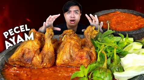 Mukbang Ayam Goreng Sambal Terasi Setan Secobek Lalapan Mentah