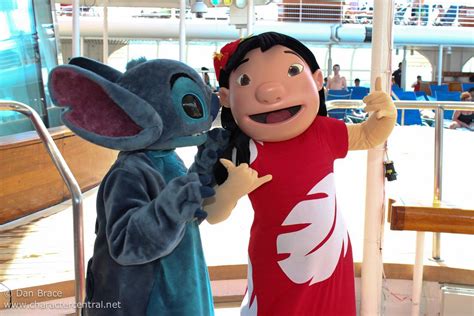 Stitch At Disney Character Central Stitch Lilo And Stitch Disney