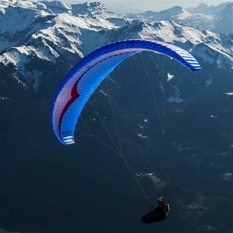 Er gilt als der härteste gleitschirm wettkampf. Art_Atlas_X-Alps