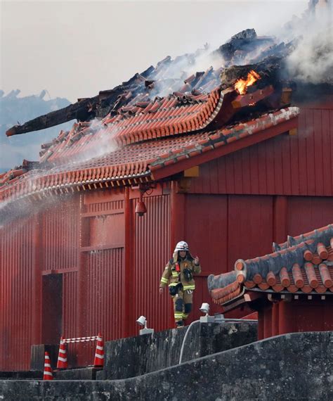 Fire Burns Down Structures At Historic Japanese Castle Ctv News