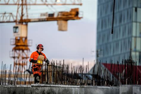 2600 New Jobs In Iceland Over The Next Six Months Iceland Monitor