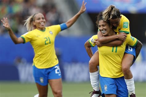 Brazil women vs canada women prediction, preview, team news and more | 2021 wnt summer series. Brazil announces equal pay for men's, women's soccer ...