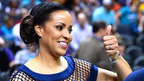 Charlotte Hornets Tv Personality Stephanie Ready Moving On The State
