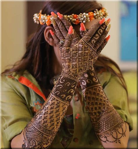 Unique Bridal Mehndi Designs