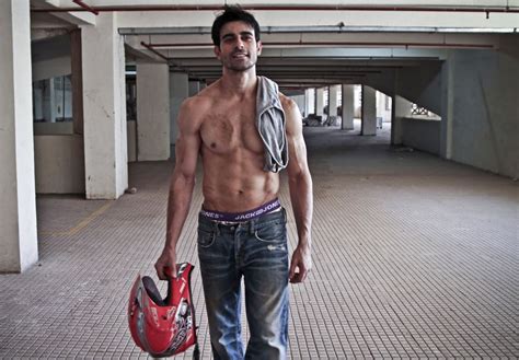 hot body shirtless indian bollywood model and actor gautam rode