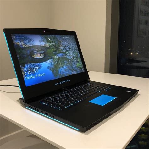 Dell Alienware R3 Nov 2017 15 Inch Gaming Laptop Gsync 120 Hz Nvidia