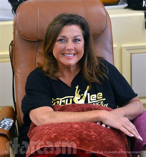 photos abby lee miller out of prison enjoying a pedicure and manicure