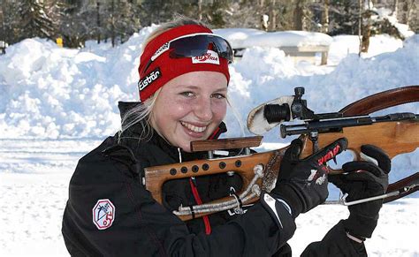 Lisa theresa hauser (born 16 december 1993) is an austrian biathlete. Weltcup-Staffelbewerb - Biathlon