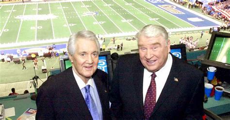 Nfl Broadcaster Pat Summerall Dies At 82 Los Angeles Times