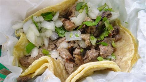 Chicagos 12 Essential Tacos Mapped Eater Chicago