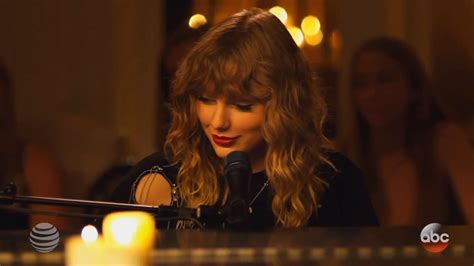 Taylor Swift New Years Day Live From The Reputation Secret Sessions