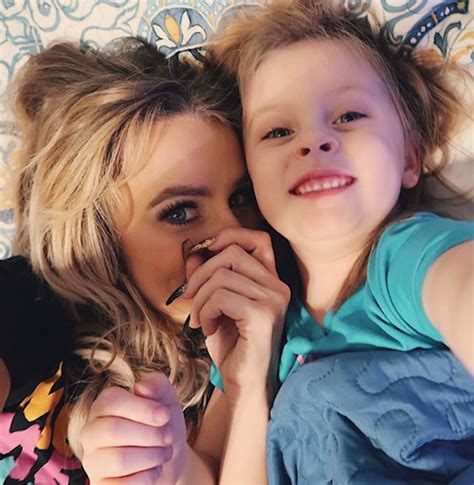 Teen Mom 2 Star Leah Messer S Daughter Addie Hospitalized With Infection Perez Hilton