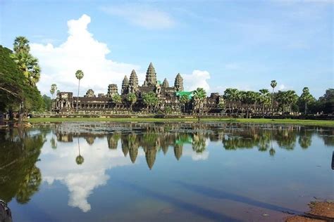 Bayon Temple In Cambodia The Greatness Of Khmer Architecture In