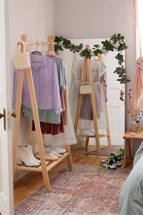 20 Wooden Clothes Rack With Shelf