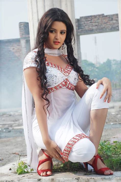 Pictures Showing For Bangladeshi Hot Actress In Nude