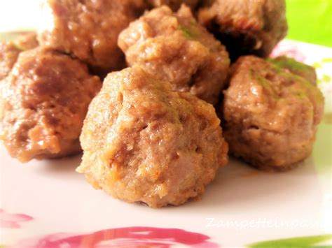 Le polpette senza carne e senza uova sono spesso morbide e cedevoli in preparazione e friabili dopo la cottura: POLPETTE DI CARNE SENZA UOVA | ZAMPETTE IN PASTA