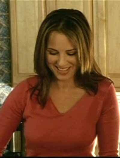 Paula Marshall Screen Cap From An Episode Of Veronica Mars Paula Marshall Aj Cook Veronica