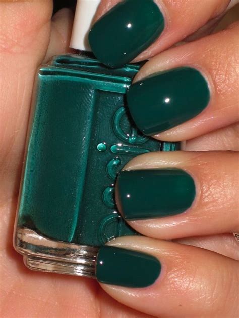 Forest Green Nails For Autumn Style Colores De Esmalte De Uñas