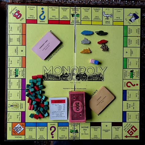 Monopoly Game 1950s A 1950s Monopoly Board Game With The M Flickr