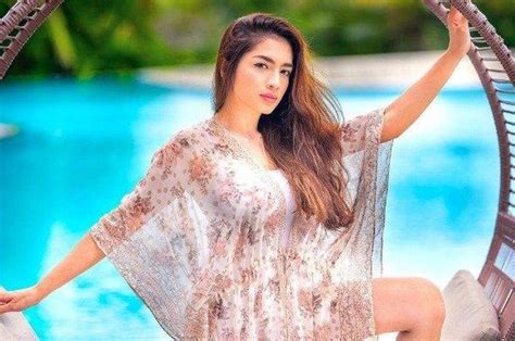 Nasib Artis Cantik Yang Pernikahan Mewahnya Dulu Dihadiri Wakil Presiden Kini Cerai Dan Diteror