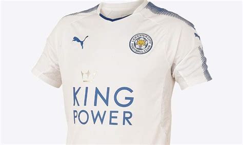 Last modified on sun 16 may 2021 06.00 edt doing a leicester: Leicester City 3e shirt 2017-2018 - Voetbalshirts.com
