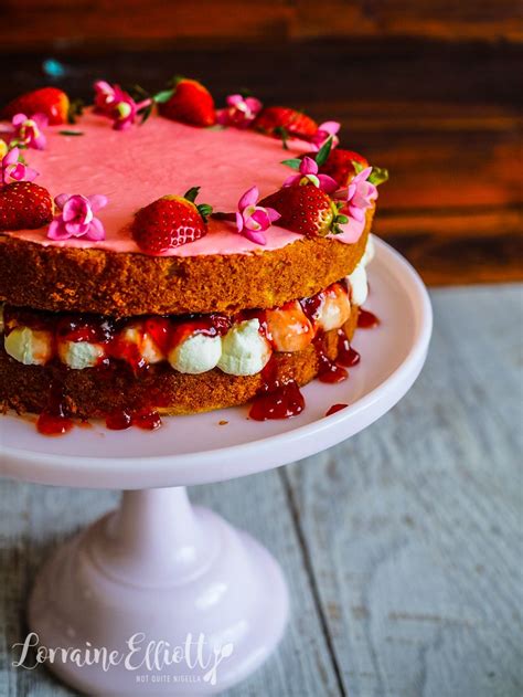 Cake Dreams A Strawberries And Cream Victoria Sponge Cake Recipe