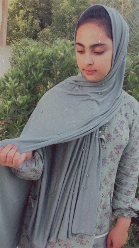 Pin By On Fashion Hijab