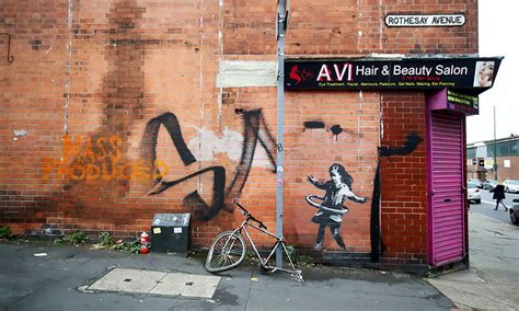 Banksy Auteur De La Fille Au Hula Hoop De Nottingham Maxitendance