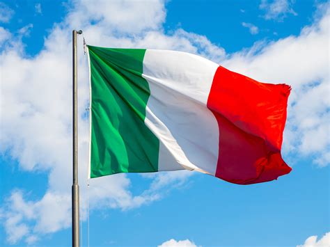 Il Tricolore Italiano Storia E Significato Della Bandiera Italiana E