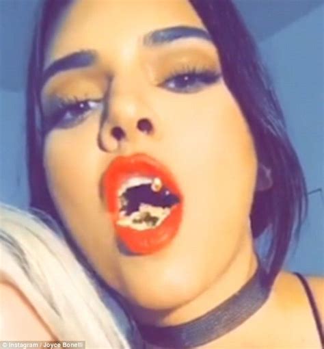 Kendall Jenner Poses With Mouth Full Of Food During Tv Show Filming