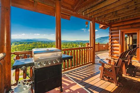 Serenity Mountain Pool Lodge Bear Camp Cabin Rentals