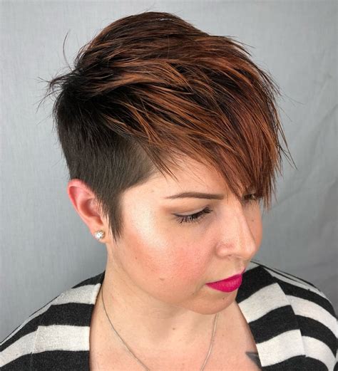 The mullet makes a very distinguished comeback in this very look. 20 Statement Androgynous Haircuts for Women - crazyforus