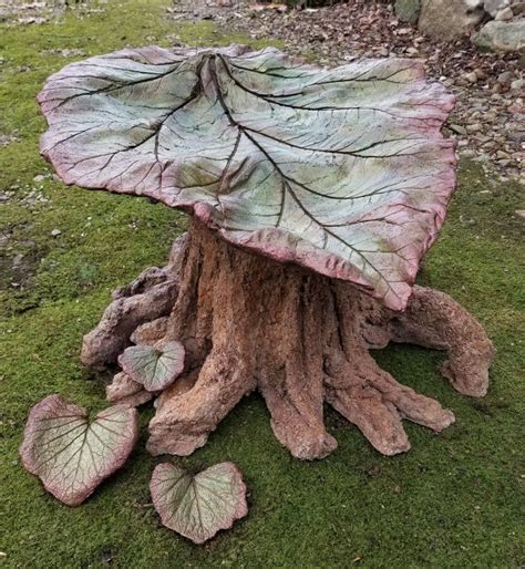 Rhubarb Leaf Fountain On Stump 20 X 18 Cement Leaves Concrete