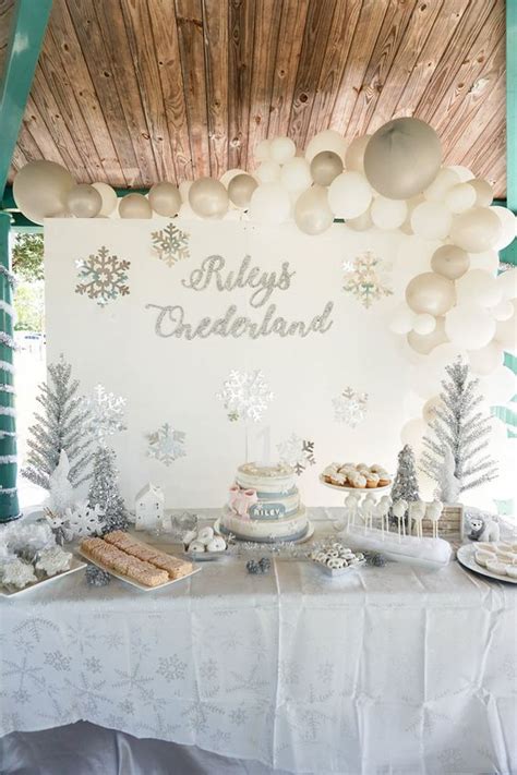 40 Winter Wonderland Party Decorations And Ideas